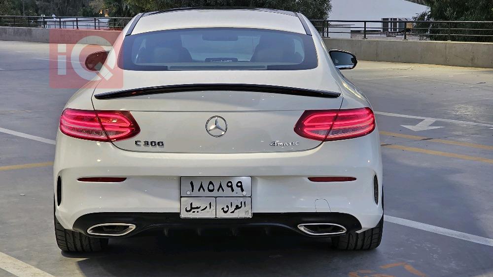 مرسيدس بنز سي كلاس